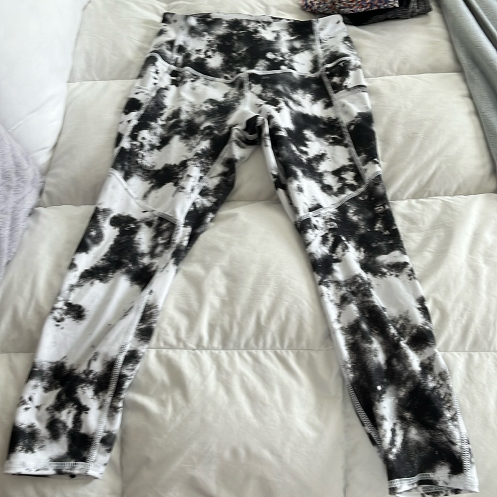 Evolution and Creation active leggings